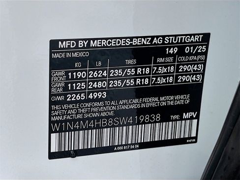 New 2025 Mercedes-Benz GLB 250 4MATIC image 33