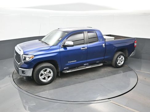 Used 2015 Toyota Tundra SR5 w/ SR5 Upgrade Package RWD image 17