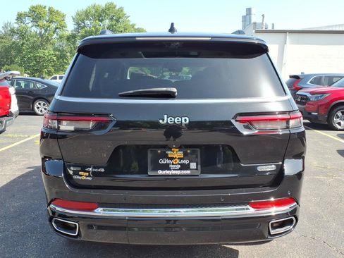 Used 2021 Jeep Grand Cherokee L Overland w/ Luxury Tech Group IV AWD/4WD image 12
