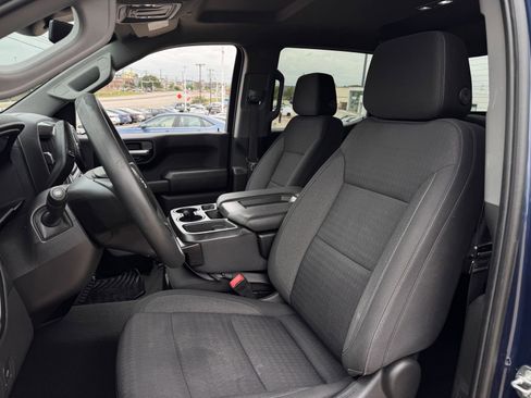 Used 2022 Chevrolet Silverado 1500 Custom Trail Boss w/ LPO, Dark Essentials Package image 25