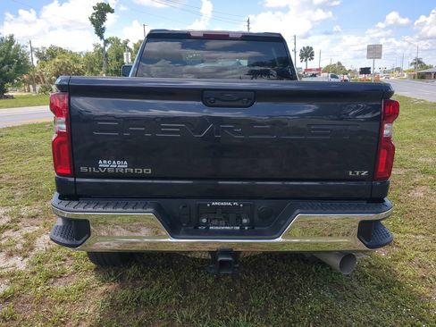 Used 2024 Chevrolet Silverado 2500 LTZ AWD/4WD image 5