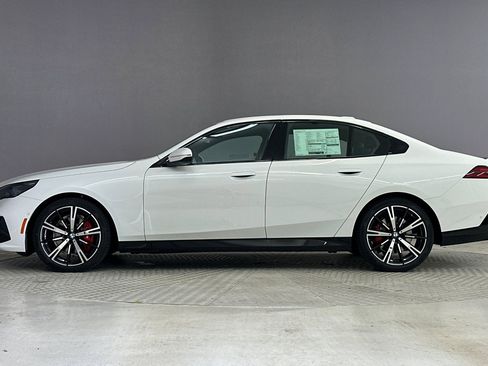 New 2026 BMW 530i w/ M Sport Package image 2
