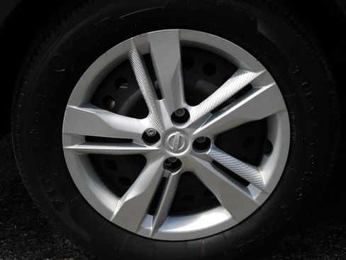 Used 2025 Nissan Kicks Play S FWD image 33
