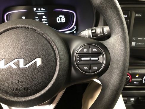 New 2025 Kia Soul LX w/ LX Technology Package image 23