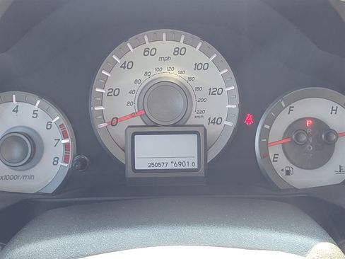 Used 2015 Honda Pilot Touring image 13