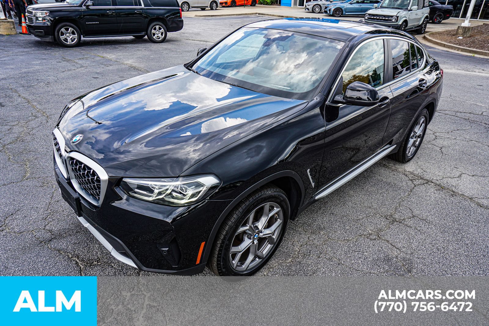 Used 2025 BMW X4 xDrive30i AWD/4WD image 19