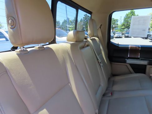 Used 2017 Ford F150 Lariat w/ Equipment Group 502A Luxury AWD/4WD image 43
