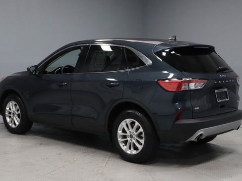 Certified 2022 Ford Escape SE w/ Cold Weather Package image 9