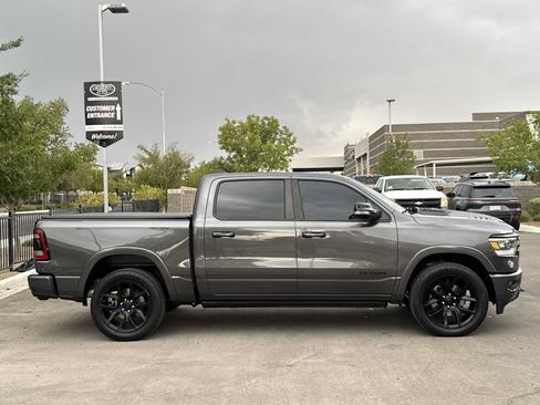 Used 2021 RAM 1500 Laramie AWD/4WD image 9