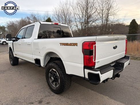 Used 2023 Ford F250 Lariat w/ Lariat Ultimate Package image 4