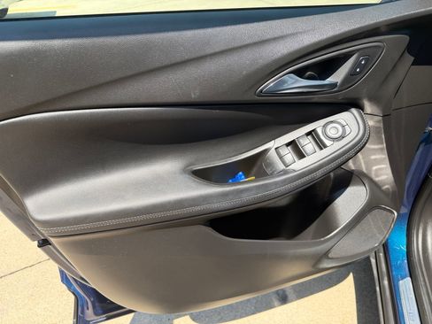 Used 2021 Buick Encore GX Select FWD image 9