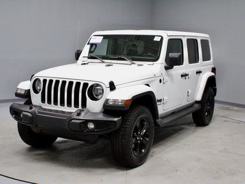 Used 2021 Jeep Wrangler Unlimited Sahara image 6