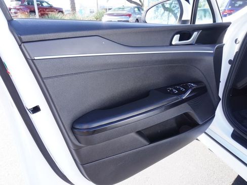 Used 2022 Kia K5 LXS image 14