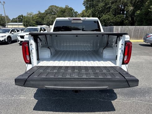 Used 2019 GMC Sierra 1500 SLT w/ SLT Premium Package image 31