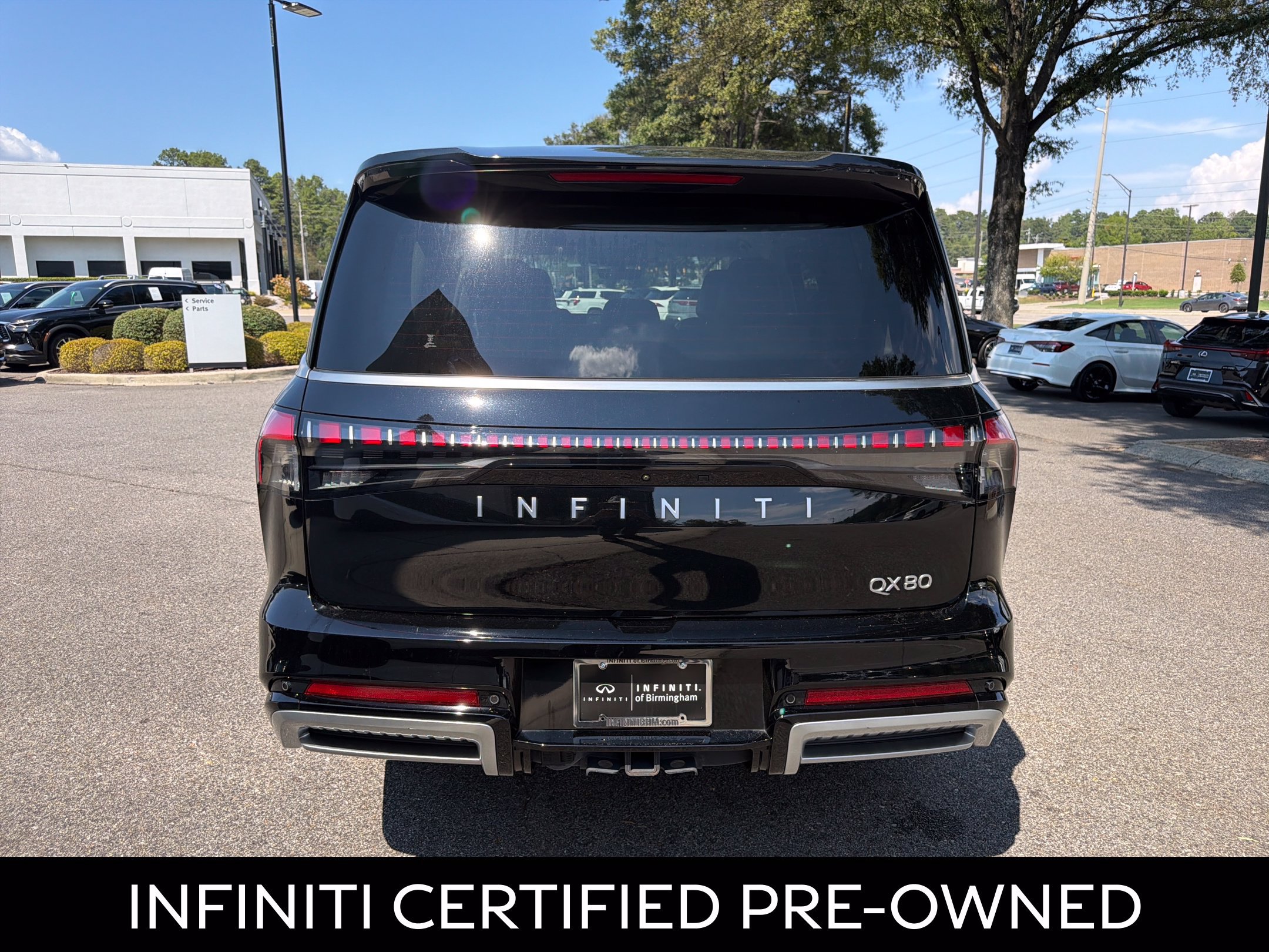 Certified 2025 INFINITI QX80 Luxe RWD image 11