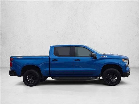 Used 2023 Chevrolet Silverado 1500 LT Trail Boss w/ Protection Package AWD/4WD image 4