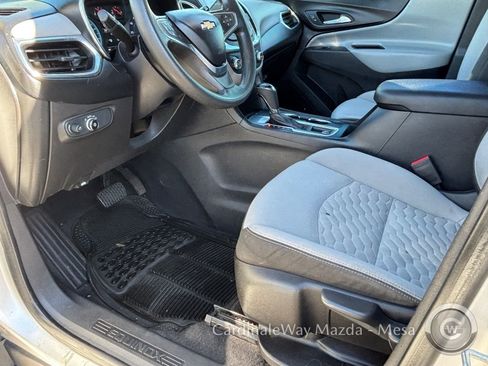 Used 2019 Chevrolet Equinox LS image 19
