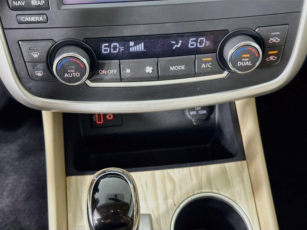 Used 2017 Nissan Altima 2.5 SL w/ 2.5 Technology Package FWD image 18
