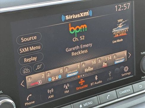 Used 2024 Nissan Rogue S image 14