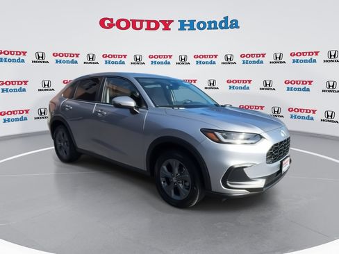 New 2026 Honda HR-V LX image 2