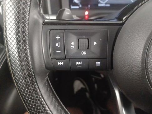 Used 2023 Nissan Rogue Platinum w/ Platinum Premium Package FWD image 21