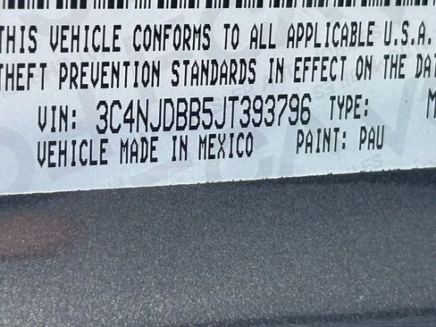Used 2018 Jeep Compass Latitude w/ Popular Equipment Group image 44