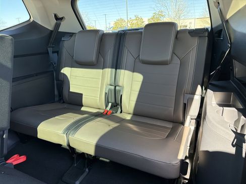 New 2026 Volkswagen Atlas SEL AWD/4WD image 15