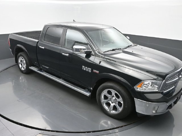 Used 2017 RAM 1500 Laramie w/ Convenience Group AWD/4WD image 44