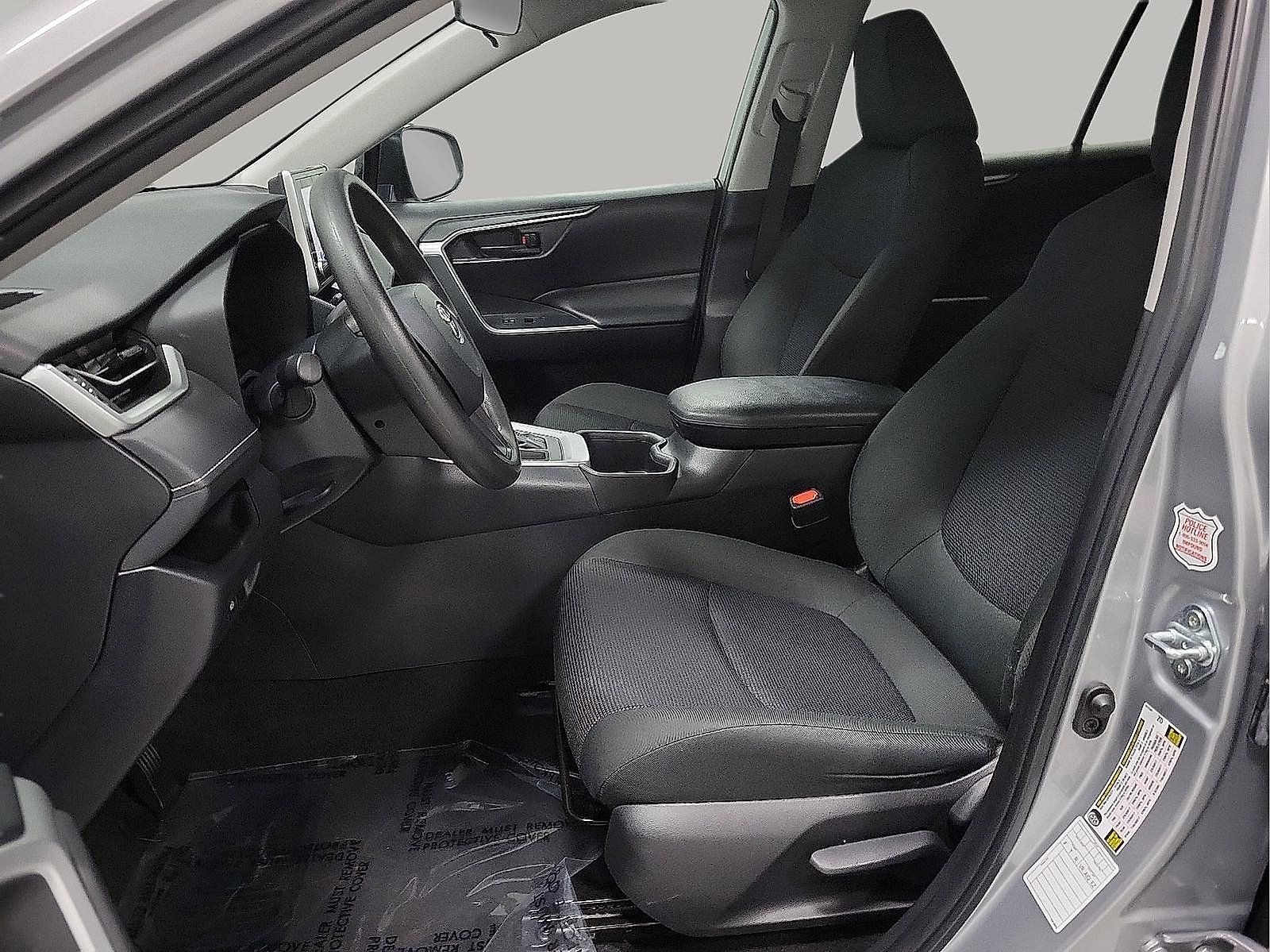 Certified 2024 Toyota RAV4 LE AWD/4WD image 10