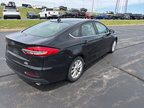 Used 2020 Ford Fusion SE FWD image 7