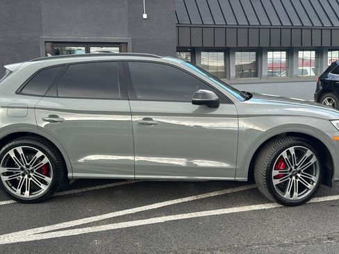 Used 2019 Audi SQ5 Premium Plus w/ Premium Plus Package image 2