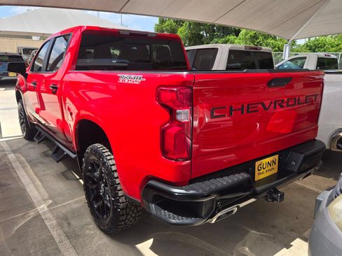 Used 2021 Chevrolet Silverado 1500 LT Trail Boss w/ Convenience Package II AWD/4WD image 7
