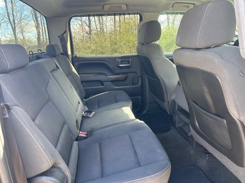 Used 2015 GMC Sierra 1500 SLE w/ SLE Value Package image 17