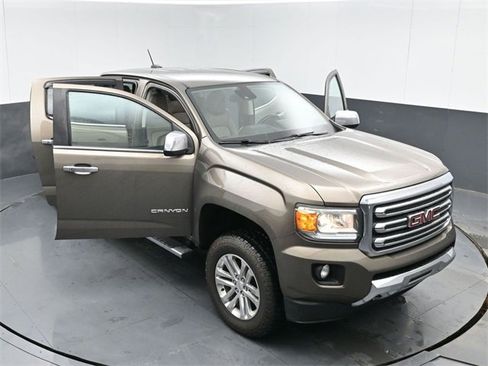 Used 2017 GMC Canyon SLT w/ Driver Alert Package image 48
