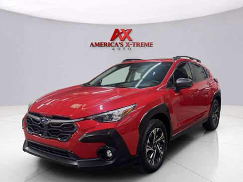 Used 2024 Subaru Crosstrek 2.0i Premium AWD/4WD image 2