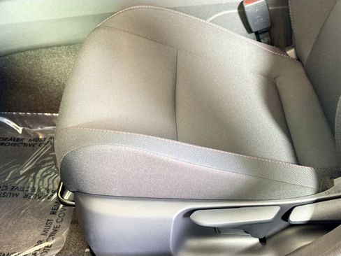 Used 2026 Toyota Prius Plug-In Hybrid image 12