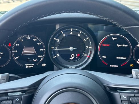 Certified 2020 Porsche 911 Carrera S RWD image 24