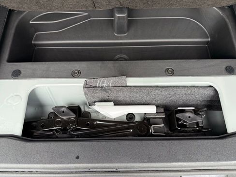 Used 2024 Ford Bronco Outer Banks image 32