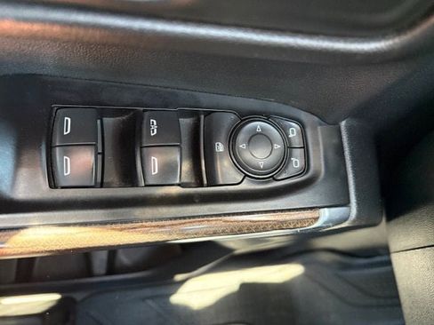 Used 2019 Chevrolet Silverado 1500 LT w/ All-Star Edition AWD/4WD image 22