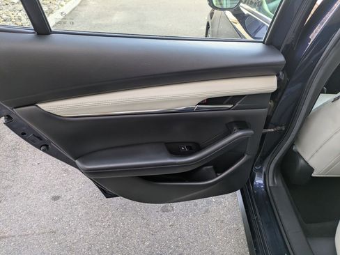 Used 2020 MAZDA MAZDA3 AWD Sedan w/ Premium Package image 29