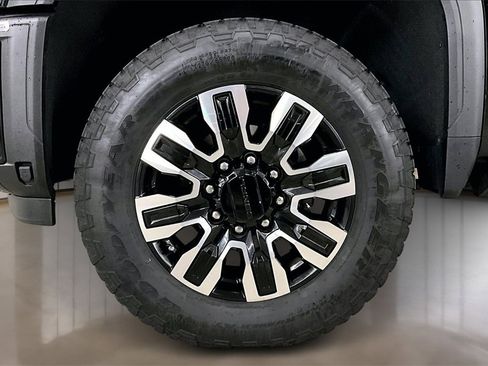 Used 2024 GMC Sierra 3500 Denali Ultimate image 33