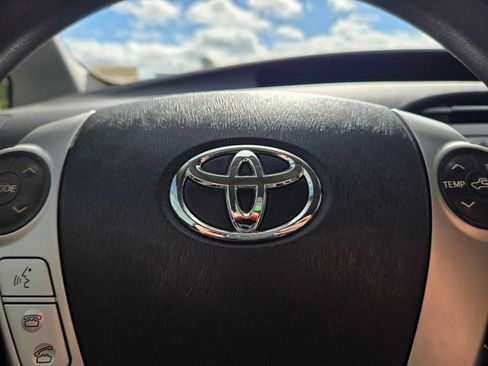Used 2012 Toyota Prius Three FWD image 25