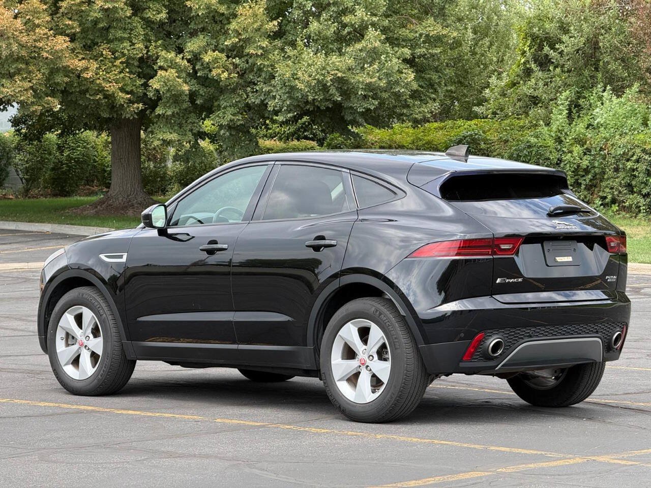Used 2020 Jaguar E-PACE AWD/4WD image 3