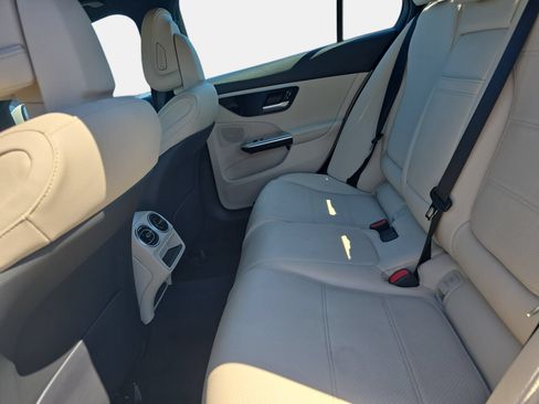 Used 2024 Mercedes-Benz C 300 4MATIC Sedan image 14