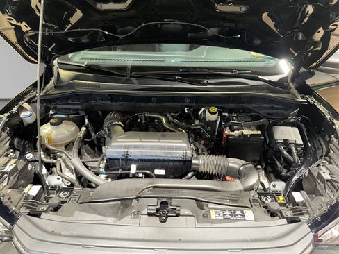 Certified 2025 Ford Escape ST-Line image 14