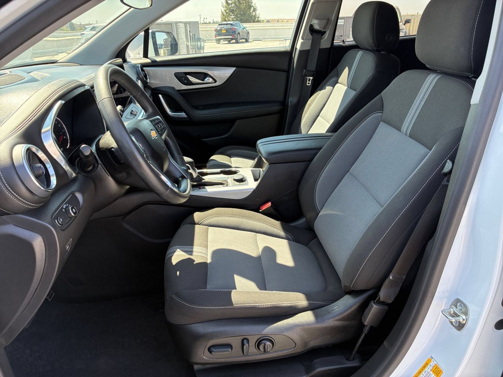 Used 2026 Chevrolet Blazer LT FWD image 26