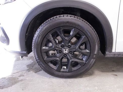 Certified 2024 Honda HR-V Sport image 11