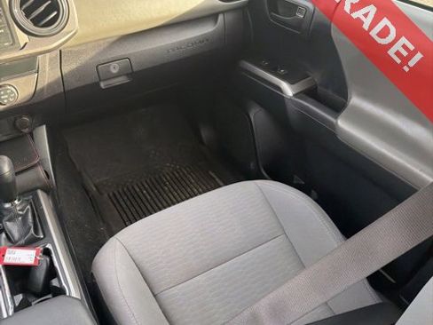 Certified 2019 Toyota Tacoma SR5 image 12