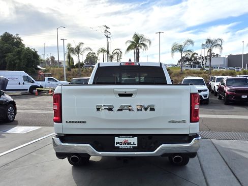 Certified 2025 RAM 1500 Laramie AWD/4WD image 4