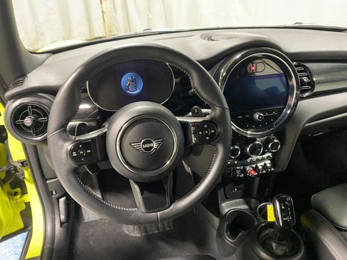 Used 2023 MINI Cooper S image 5